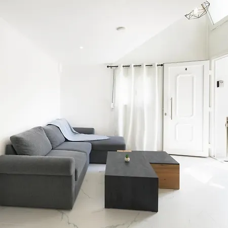 Casa Marina & Kledi Lofts Polychrono