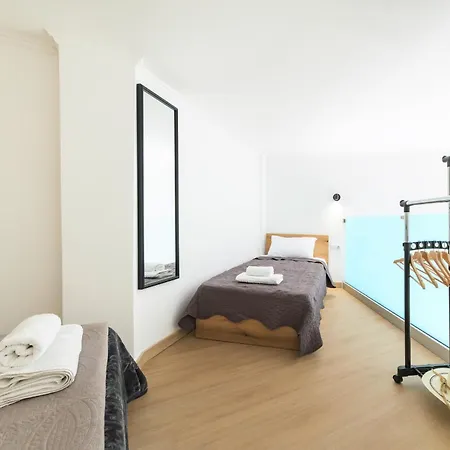 Casa Marina & Kledi Lofts *