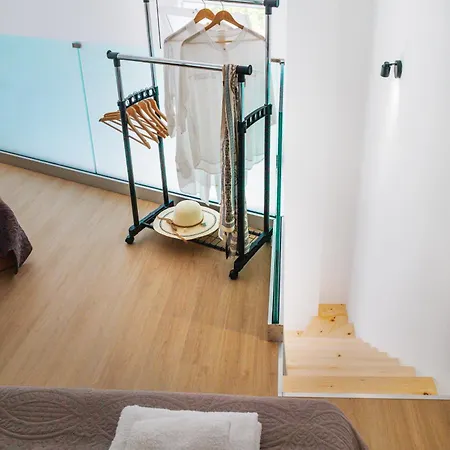 Casa Marina & Kledi Lofts * Polychrono