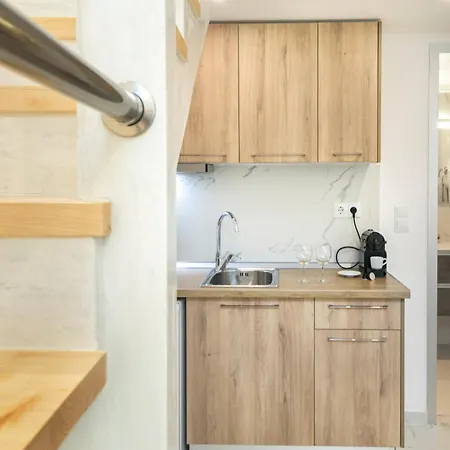 Casa Marina & Kledi Lofts *