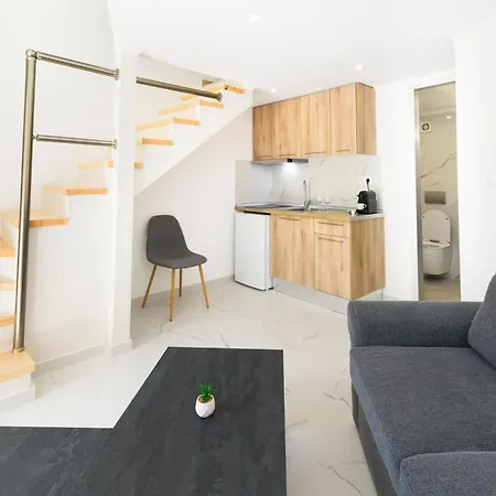 Apartment Casa Marina & Kledi Lofts *